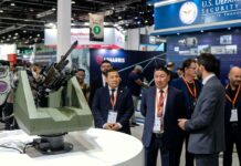 Министр обороны КР посетил международную выставку вооружений IDEX-2023 в ОАЭ