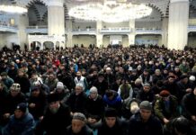 В мечетях КР прочитали молитву в память о жертвах землетрясения в Турции