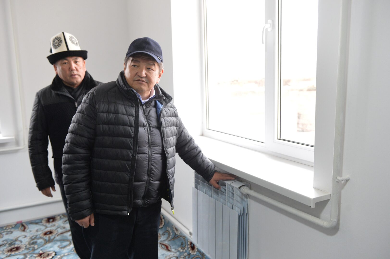63f9f83e5f0b3 Кабмин: Из запланированных 418 новых жилых домов в Баткене завершено строительство 332