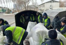 Түркия элчилиги: Кайрымдуу кыргыз элинен келген алты тонна жардам даректерге жеткирилет