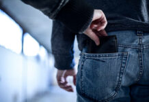 Ысык-Көл облусунун милициясы жарандарды чөнтөк уурулук жөнүндө эскертет