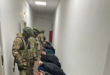 УКМК: Уюшкан кылмыштуу топтордун мүчөлөрү адам уурдоо фактысы боюнча кармалды, – видео