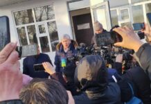 Экс-президент: Соттор чечимди күчтүү тараптын пайдасына чыгарып коюшат