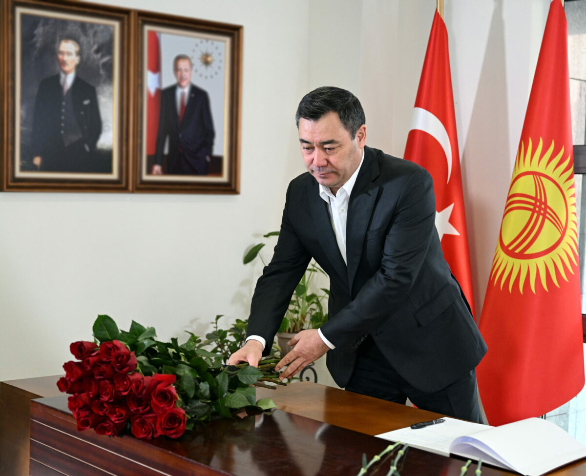 dos 4751 Садыр Жапаров посетил посольство Турции в Бишкеке
