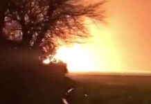 В Турции в результате землетрясения взорвался газопровод