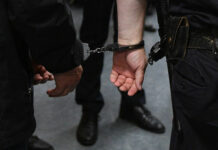 Казакстанда журналисттерге кол салган 18 киши кармалды