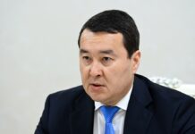 Алихан Смаилов сохранил пост премьер-министра Казахстана