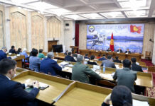 “Мурда президент мэрди тандачу”: Тармактык комитет Бишкектин мэрин элге шайлатуу сунушун колдоду