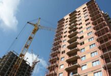 Депутат предлагает ввести уголовную ответственность за некачественное строительство зданий