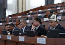 Депутаты ЖК приняли проект закона о воинской обязанности граждан КР