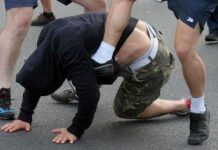 По факту видео избиения наркодилеров возбуждено уголовное дело, — МВД