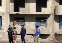 Токмокто өз өмүрүн кыюуга аракет кылган жигит куткарылды