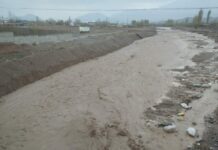 Баткенде сел суулары Сай жээктерин бузуп кеткен