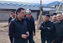 Президент Ак-Ордо конушуна пландан тышкары барды