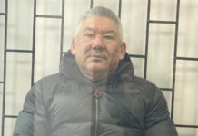 Азимбек Бекназаров кыргыз элинен Фейсбук баракчасы аркылуу кечирим сурады