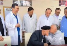 Мамбет Мамакеев менен Эрнст Акрамов бири-бирин 42 жылдан кийин кечиришти