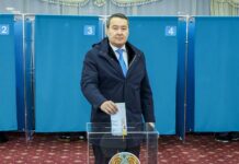 Казакстанда өкмөт отставкага кетти