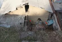 В Оше камень упал с горы Сулайман Тоо и пробил крышу жилого дома