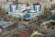 Максим Горький атындагы көчө шейх Зайед бин Султан Аль Нахайян көчөсүнө өзгөртүлүшү мүмкүн