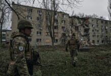 Посольство КР в Украине обратилось к находящимся там кыргызстанцам