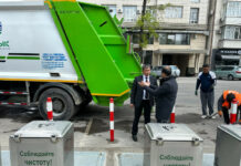 Подземные мусорные баки появились в еще одной точке Бишкека