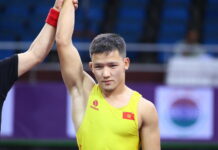 Алмаз Сманбеков завоевал серебро чемпионата Азии по вольной борьбе