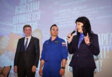 В Историческом музее прошла встреча космонавта Сергея Корсакова с бишкекчанами