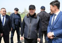 Президент ознакомился с проектами по развитию горного туризма в Иссык-Кульской области