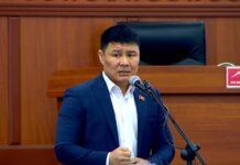 Тазабек Икрамов предлагает штрафовать за мат в соцсетях