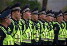 Патрульная милиция Бишкека набирает сотрудников. Требования