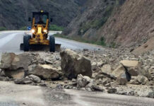 Боом капчыгайында таш кулатуу иштери жүрүүдө