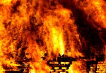 В Токмаке при пожаре погибла 6-месячная девочка