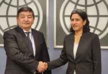 Акылбек Жапаров в Вашингтоне встретился с вице-президентом Всемирного банка