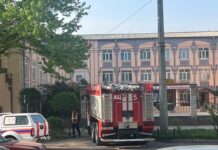 В ряде столичных школ снова всех эвакуируют из-за сообщений о бомбе