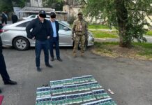 В Бишкеке задержали старшего помощника прокурора за вымогательство $5 тысяч