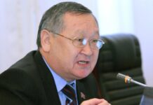 Осмоналиев: латын алфавитине өтүүдөгү бир нече варианттар жасалып жатат