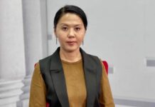 Акыйкатчы кызматтан кеткен эмес