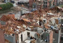 Ветер 322 км/ч — на США обрушился мощный торнадо, много погибших и пострадавших