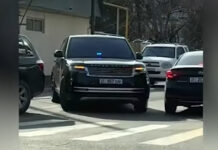 Подложные номера, незаконные тонировка и спецсигналы: Range Rover оштрафовали на 60 тыс. сомов