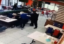 В столовой Бишкека мужчина сломал нос посетительнице из-за «дорогого» чая