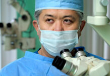 Сот Алмазбек Исманкуловду камакта калтырды