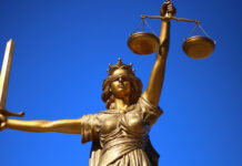 Еврейлердин жеке мектеби Бишкек мэриясын сотко берди