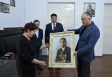 Төрага Шакиев Исхак Раззаковдун үй-музейинде болду