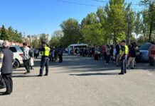 В Бишкеке сегодня эвакуировали около 30 школ и вузов из-за сообщений о бомбах