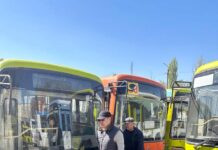 Күндүн сүрөтү: Президент Транспорт департаментин пландан тышкары текшерди