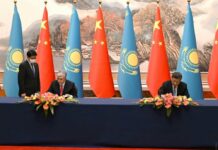 Казахстан и Китай подписали соглашение о безвизовом режиме между странами