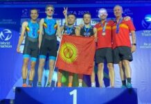 Кыргызстанец выиграл чемпионат мира по паратриатлону в Испании