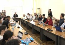 “ЖМК” жөнүндө мыйзам долбоору боюнча кезектеги жыйын өткөн жок