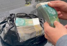 В Бишкеке раскрыли схему продажи наркотиков с участием заключенного и обменки