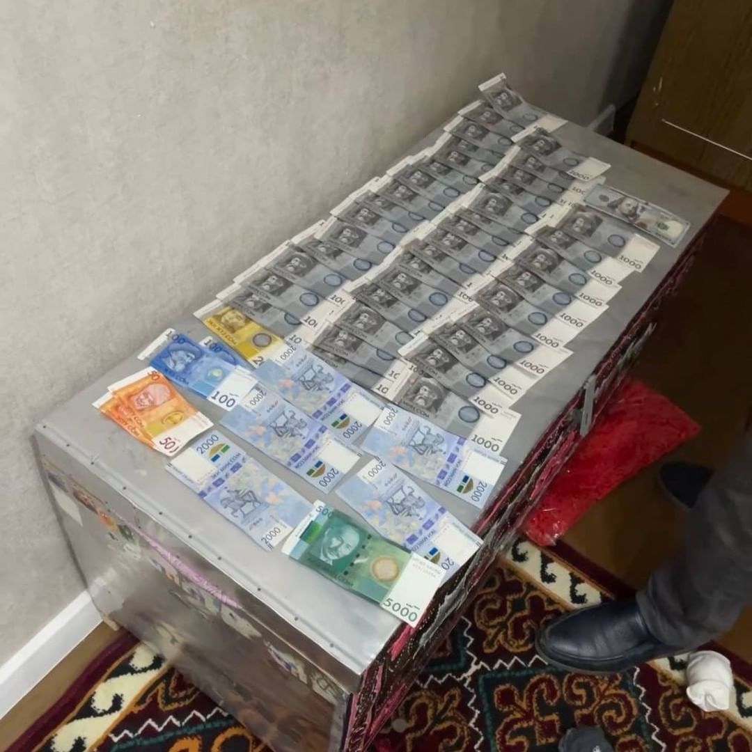 348684880 211135285094824 2373998715180624998 n В Бишкеке раскрыли схему продажи наркотиков с участием заключенного и обменки